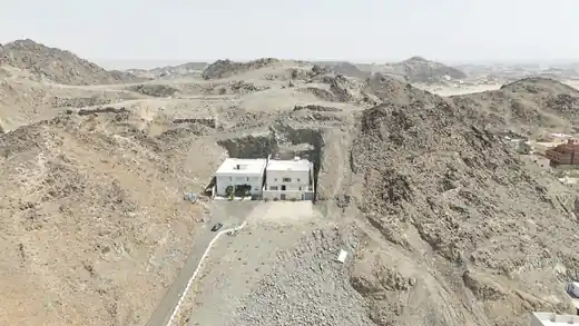 قطعة أرض — العمرة